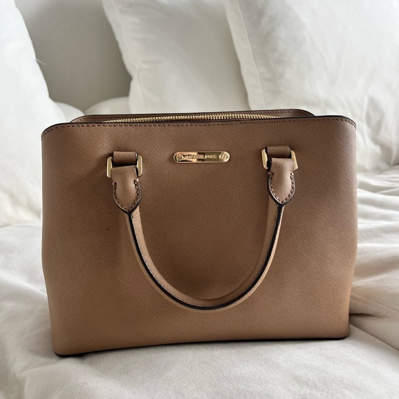 MICHAEL Michael Kors Handbags - Tan Michael kors purse
